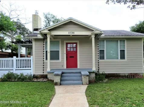 1536 Inwood Terrace Jacksonville FL 32207