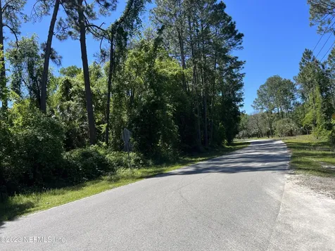 162 Whispering Pines Road Georgetown FL 32139