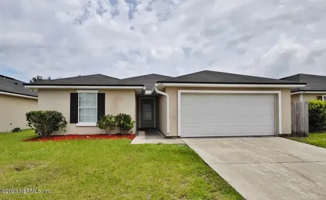 5753 Village Pond Circle Jacksonville FL 32222