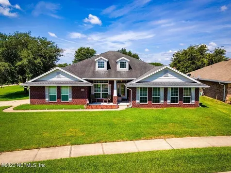 2100 Gentlewinds Drive Green Cove Springs FL 32043