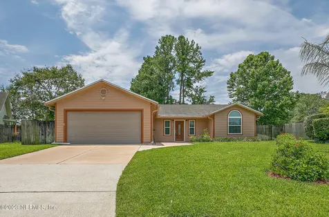 7942 Honeysuckle Rose Lane Jacksonville FL 32244