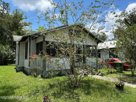 312 S 9th Street Palatka FL 32177