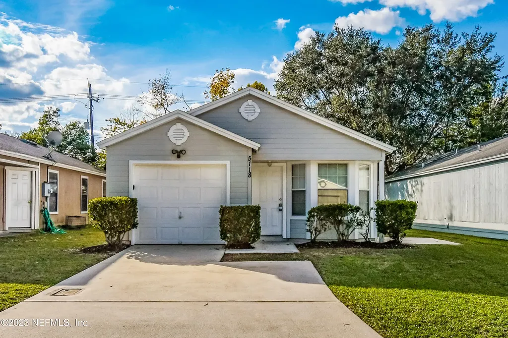 5118 Somerton Court Jacksonville FL 32210