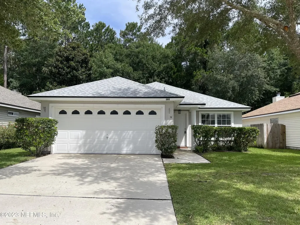 9205 Fallsmill Drive Jacksonville FL 32244