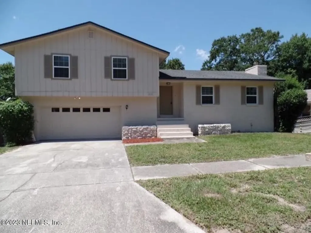 1572 Oak Ridge Drive W Jacksonville FL 32225