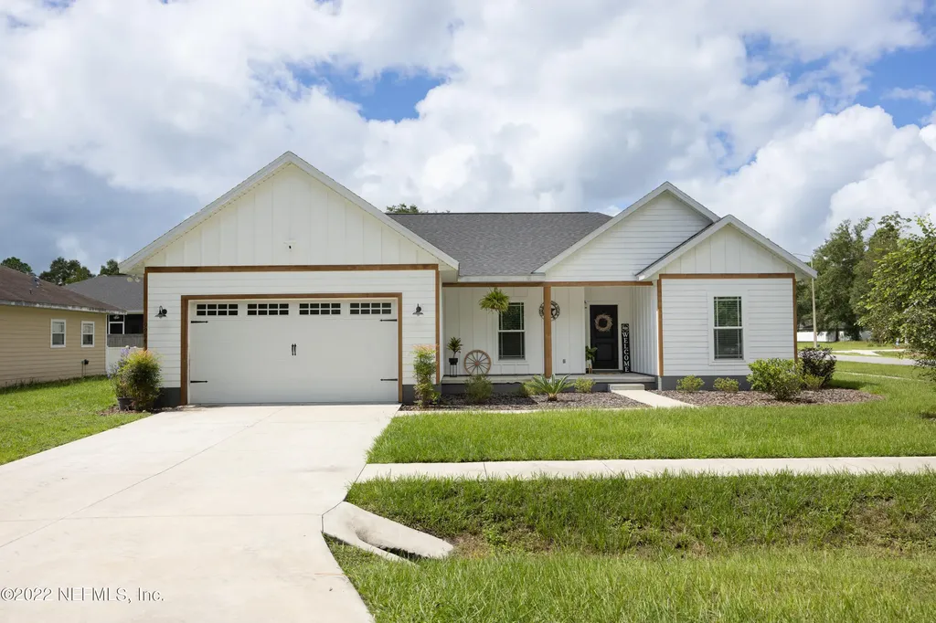 19984 NW 247th Street High Springs FL 32643