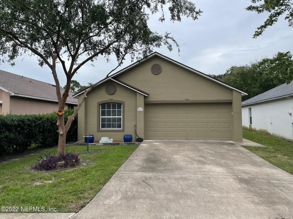 8441 Oak Crossing Drive W Jacksonville FL 32244