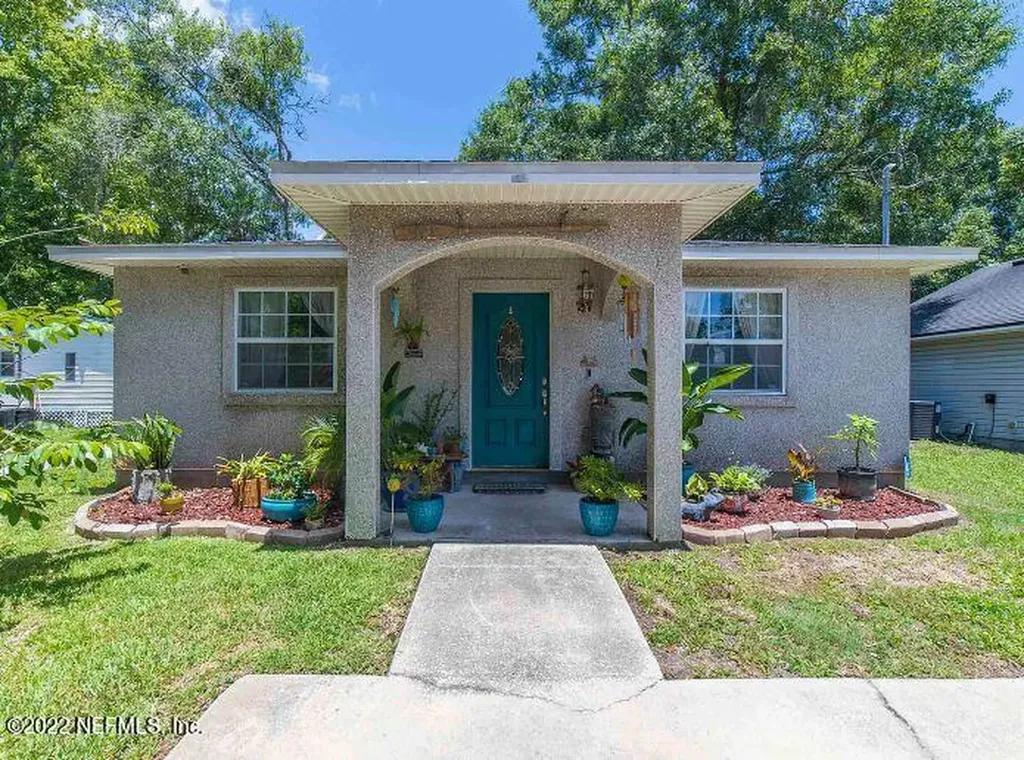 912 Helen Street St. Augustine FL 32084