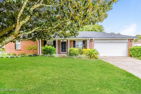3302 Appleshaw Court Jacksonville FL 32225