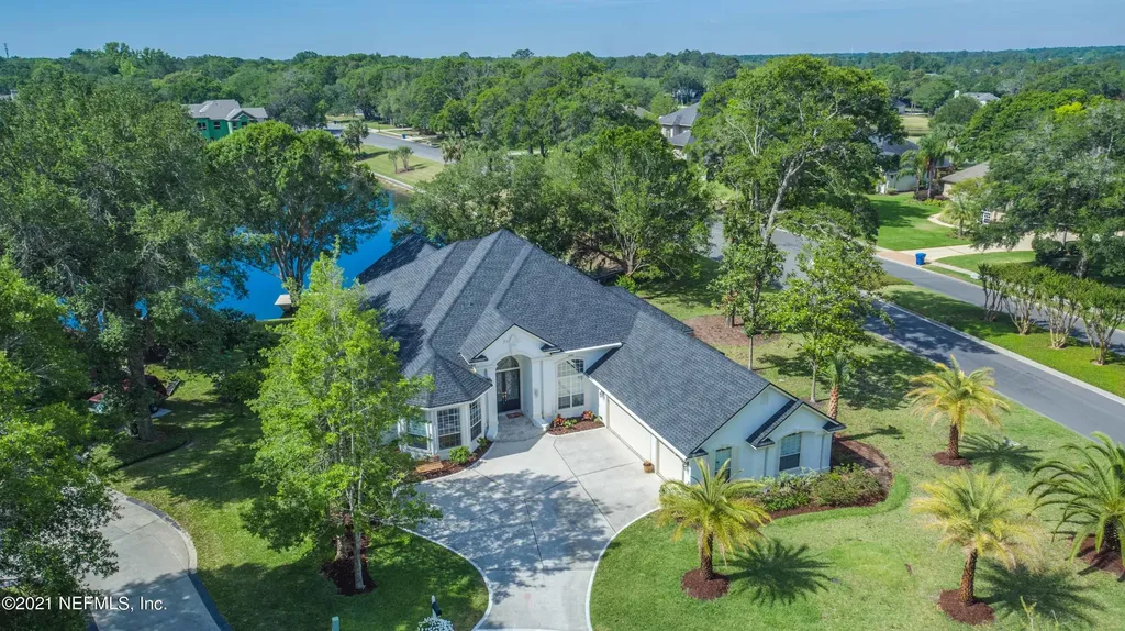 13600 Emerald Cove Court Jacksonville FL 32225