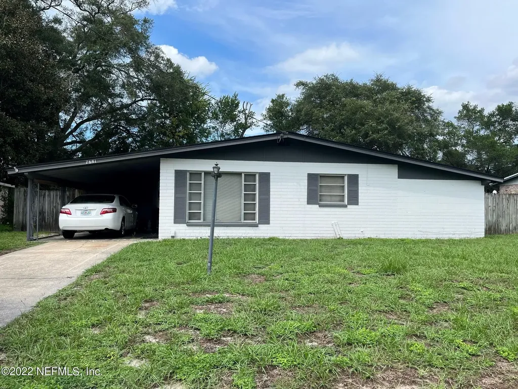 7681 Falcon Street Jacksonville FL 32244