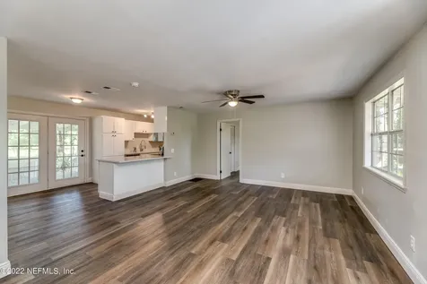1724 NW 251st Street Lawtey FL 32058
