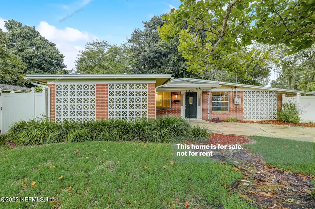 1131 Palisades Drive Jacksonville FL 32221