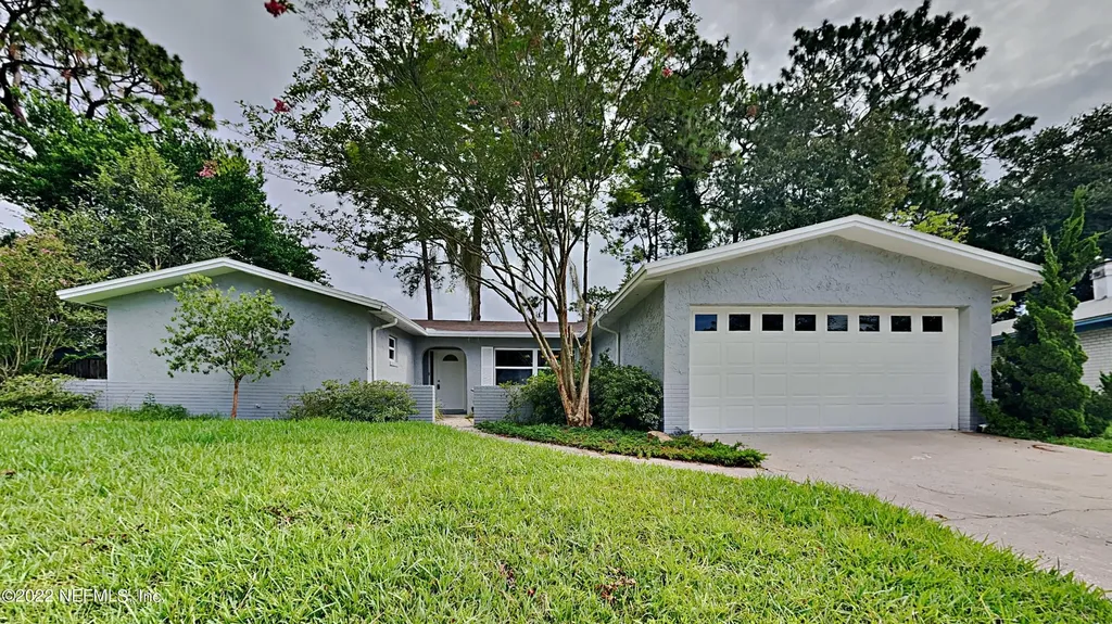 4923 Red Pine Court Jacksonville FL 32210