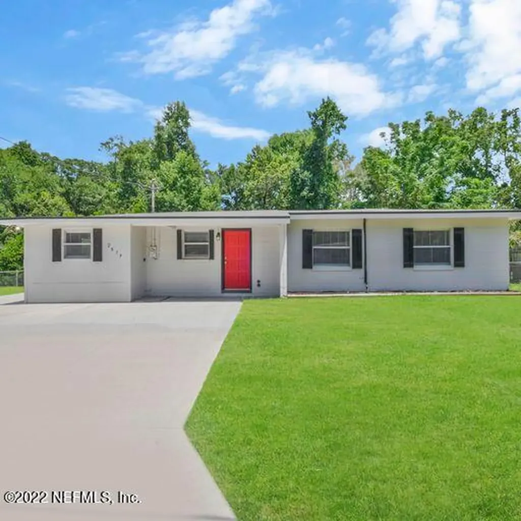 2819 Parr Court E Jacksonville FL 32216