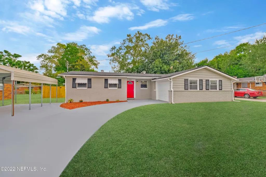 5645 Fiat Lane Jacksonville FL 32244