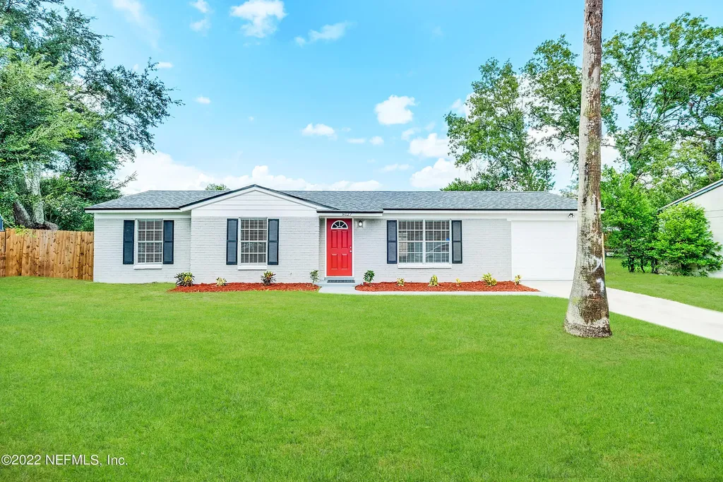 8127 Kenwood Drive N Jacksonville FL 32210