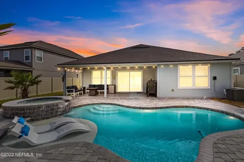 678 Northside Drive S Jacksonville FL 32218
