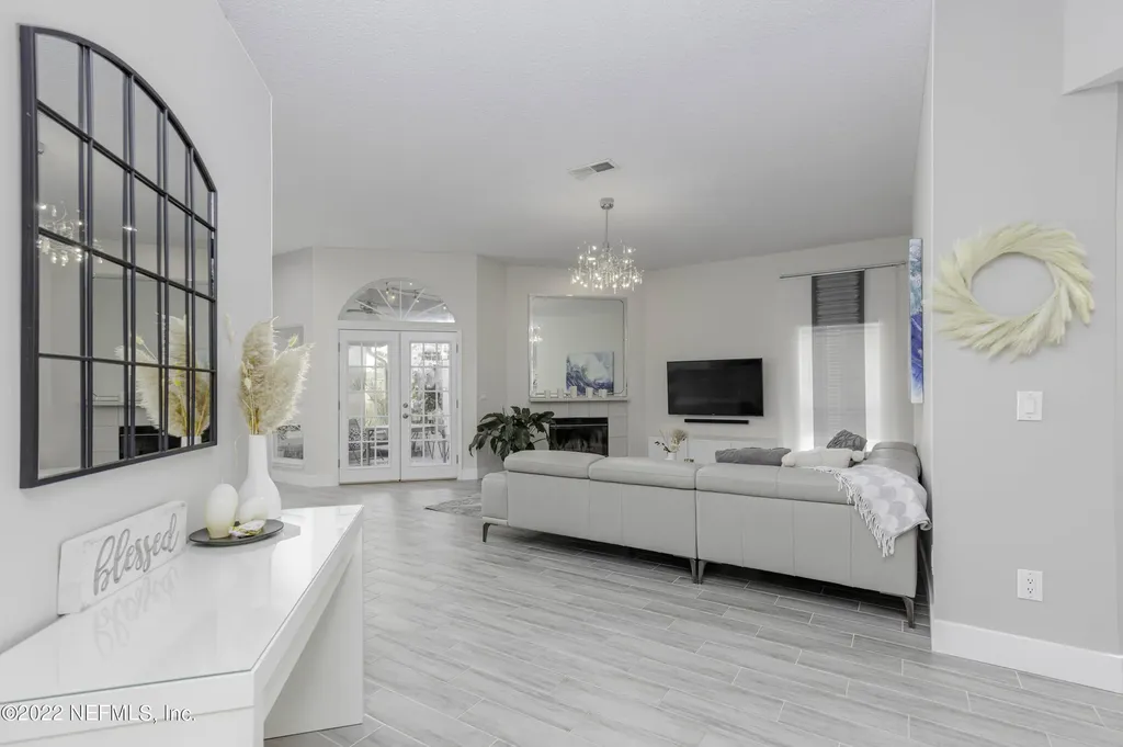 12638 Chapeltown Circle W Jacksonville FL 32225