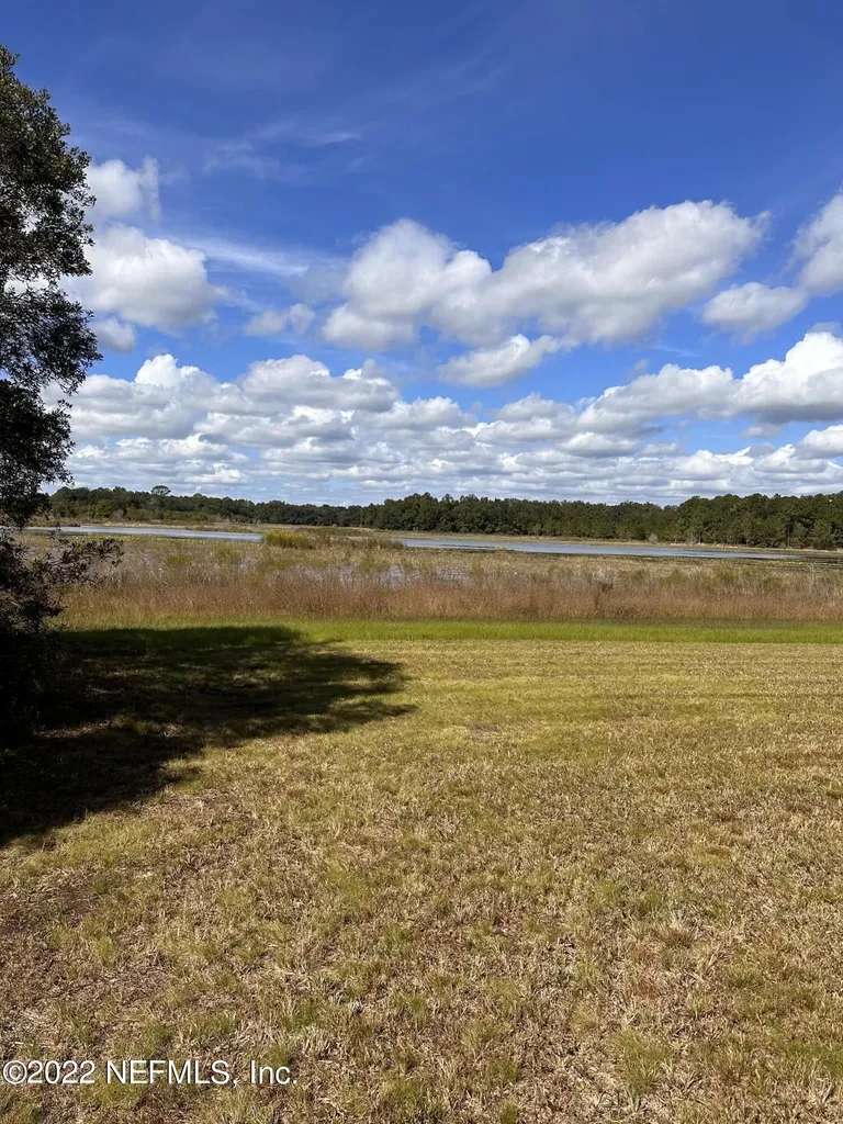 00-10 SE 265th Court Road Umatilla FL 32784
