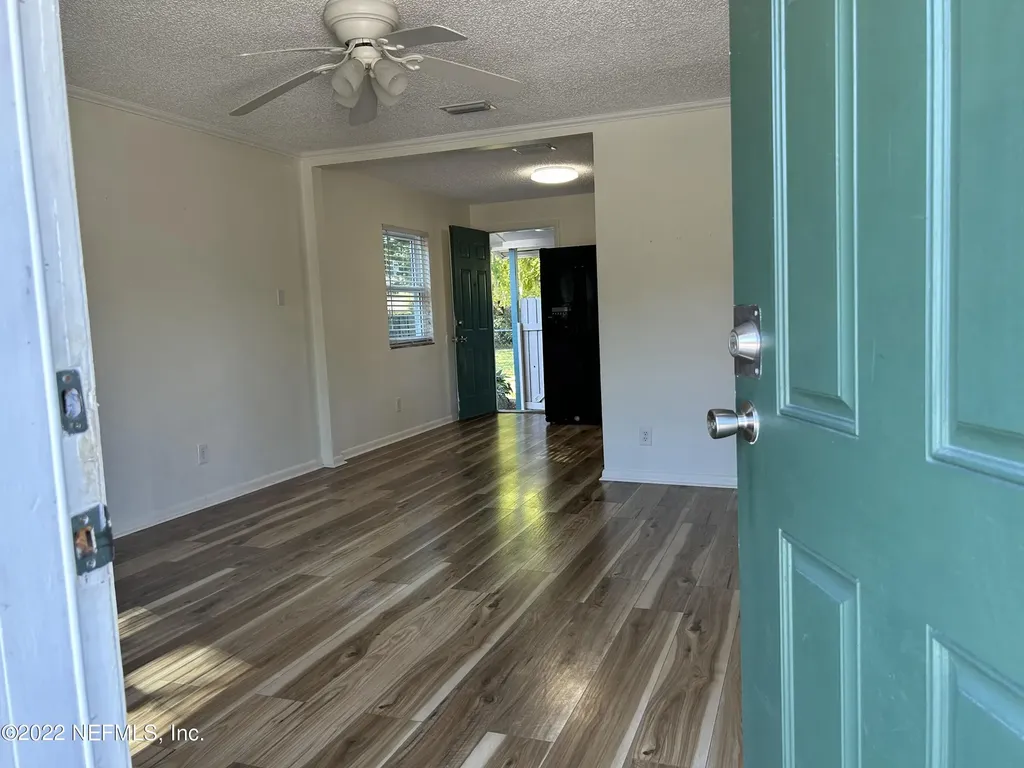 8040 Parental Circle Jacksonville FL 32216