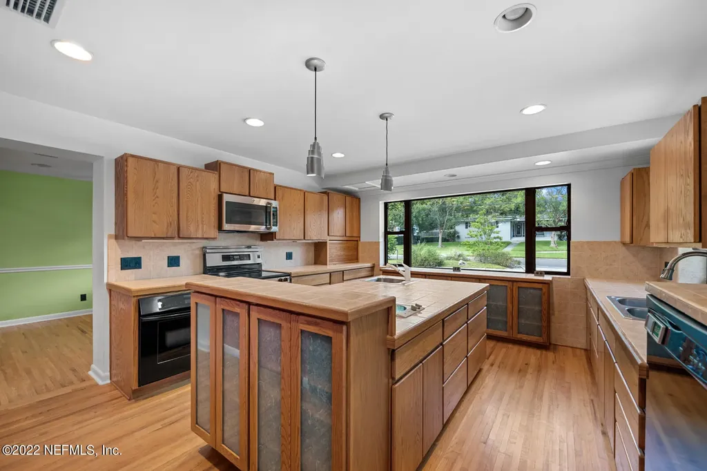2440 Lofberg Drive Jacksonville FL 32216