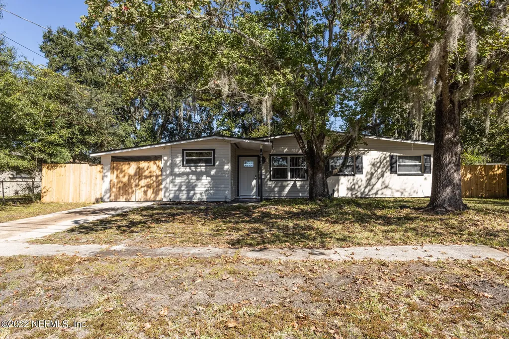 6553 Bo Peep Drive N Jacksonville FL 32210