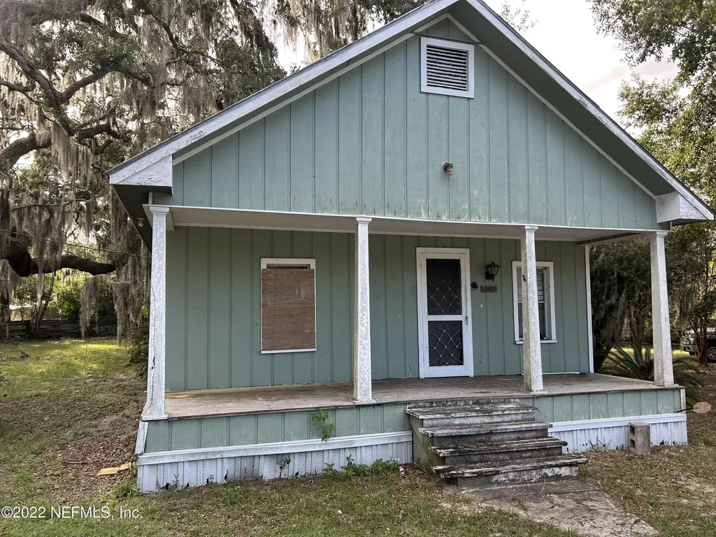 2117 Silver Lake Drive Palatka FL 32177