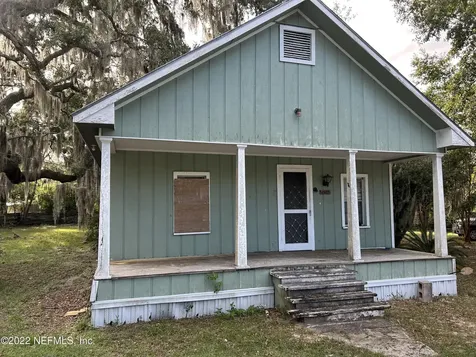 2117 Silver Lake Drive Palatka FL 32177