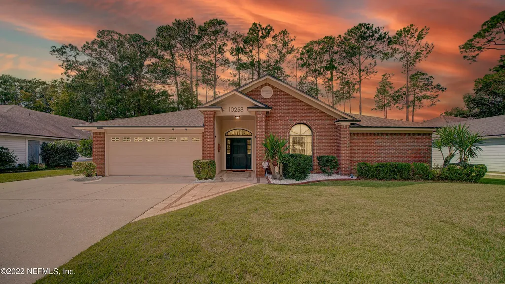 10258 Secret Harbor Court Jacksonville FL 32257
