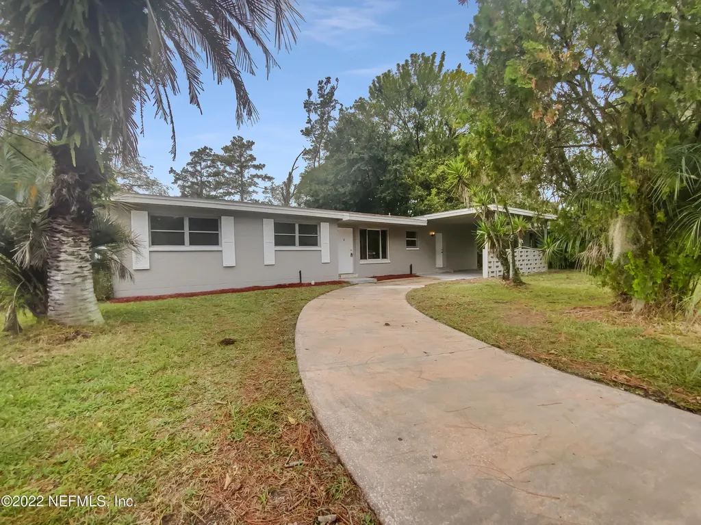8032 Naranja Drive W Jacksonville FL 32217