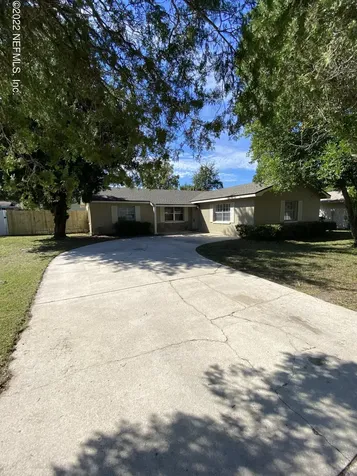 8374 Old English Drive Jacksonville FL 32244