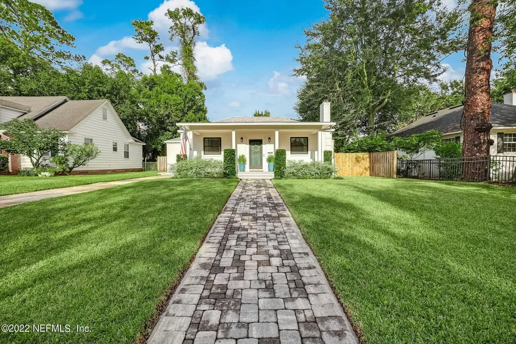 1737 Dogwood Place Jacksonville FL 32210