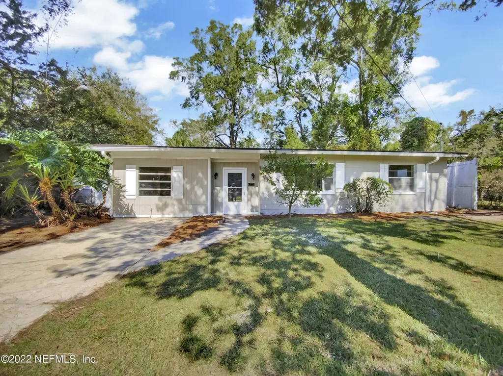 3539 Centerhill Drive N Jacksonville FL 32254