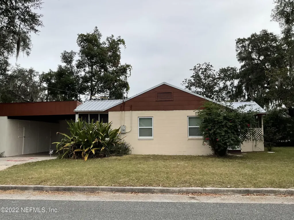 1324 Cleveland Avenue Palatka FL 32177