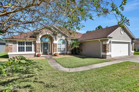 2215 Gardenmoss Drive Green Cove Springs FL 32043