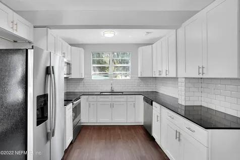 470 W 63rd Street Jacksonville FL 32208