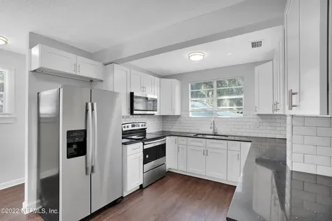 470 W 63rd Street Jacksonville FL 32208