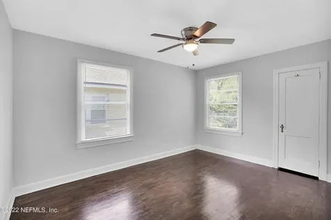 470 W 63rd Street Jacksonville FL 32208