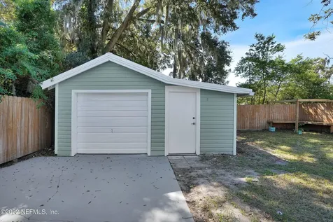 470 W 63rd Street Jacksonville FL 32208