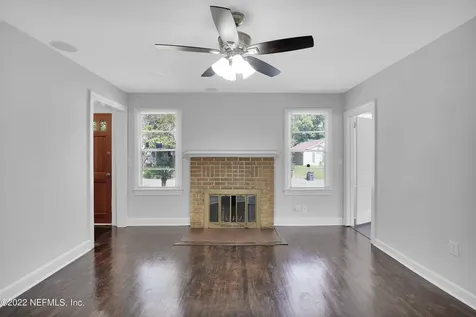 470 W 63rd Street Jacksonville FL 32208