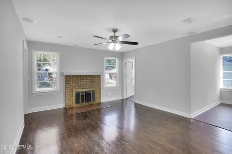 470 W 63rd Street Jacksonville FL 32208