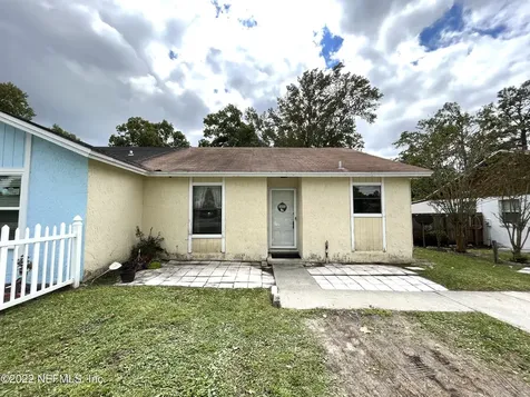 8882 Sandusky Avenue S Jacksonville FL 32216