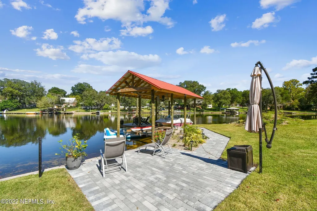 737 Arthur Moore Drive Green Cove Springs FL 32043
