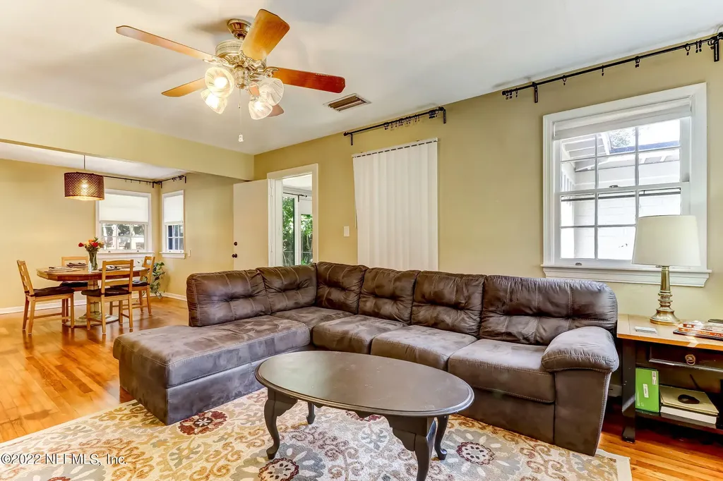 4647 Homestead Road Jacksonville FL 32210