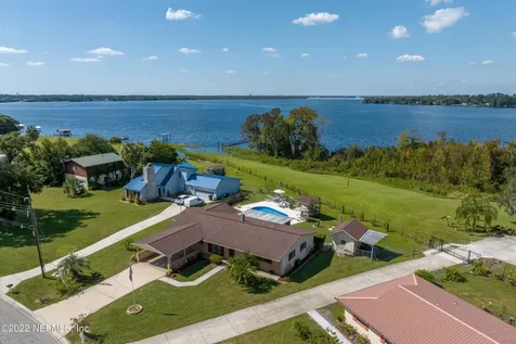 209 River Drive East Palatka FL 32131