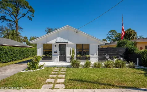 221 Seminole Road Atlantic Beach FL 32233
