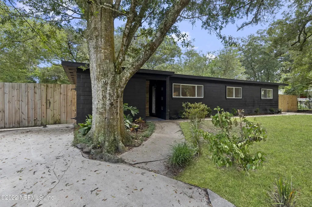 235 N Whitney Street St. Augustine FL 32084