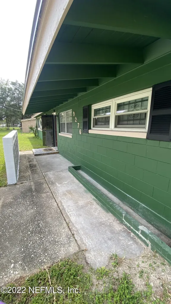 9276 Greenleaf Road Jacksonville FL 32208