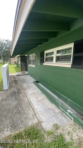 9276 Greenleaf Road Jacksonville FL 32208
